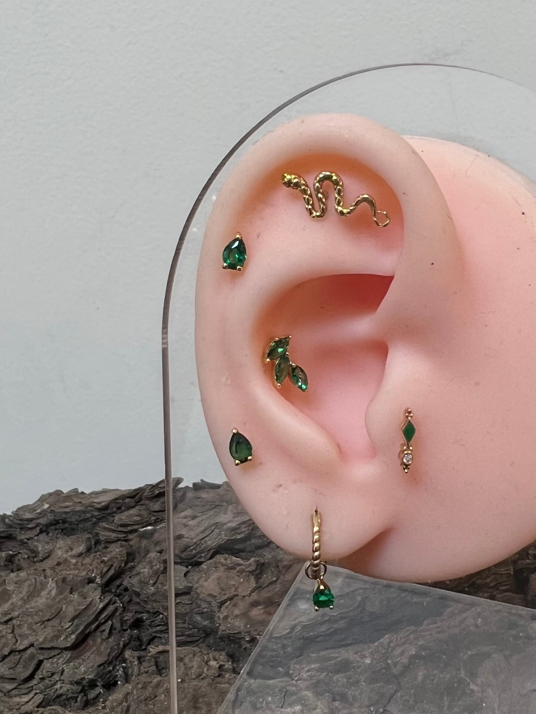 18k Gold Green Marquise Earring